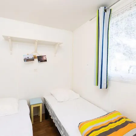 Mobil Clim - 6 Pers. - Api-1-52-2643 Campsite